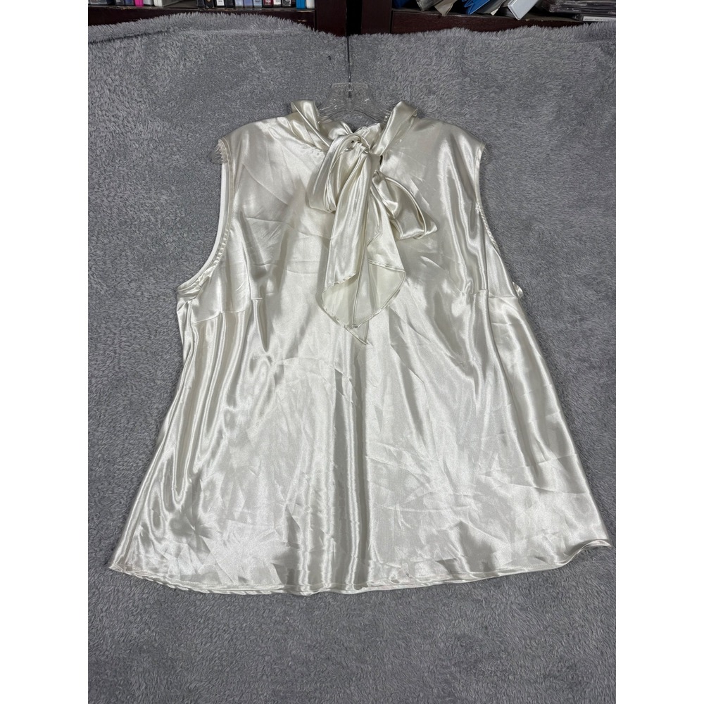 Kasper Blouse Womens 2X Ivory Excellent Satin Tie Neck Sleeveless Office Top - Picture 5 of 12